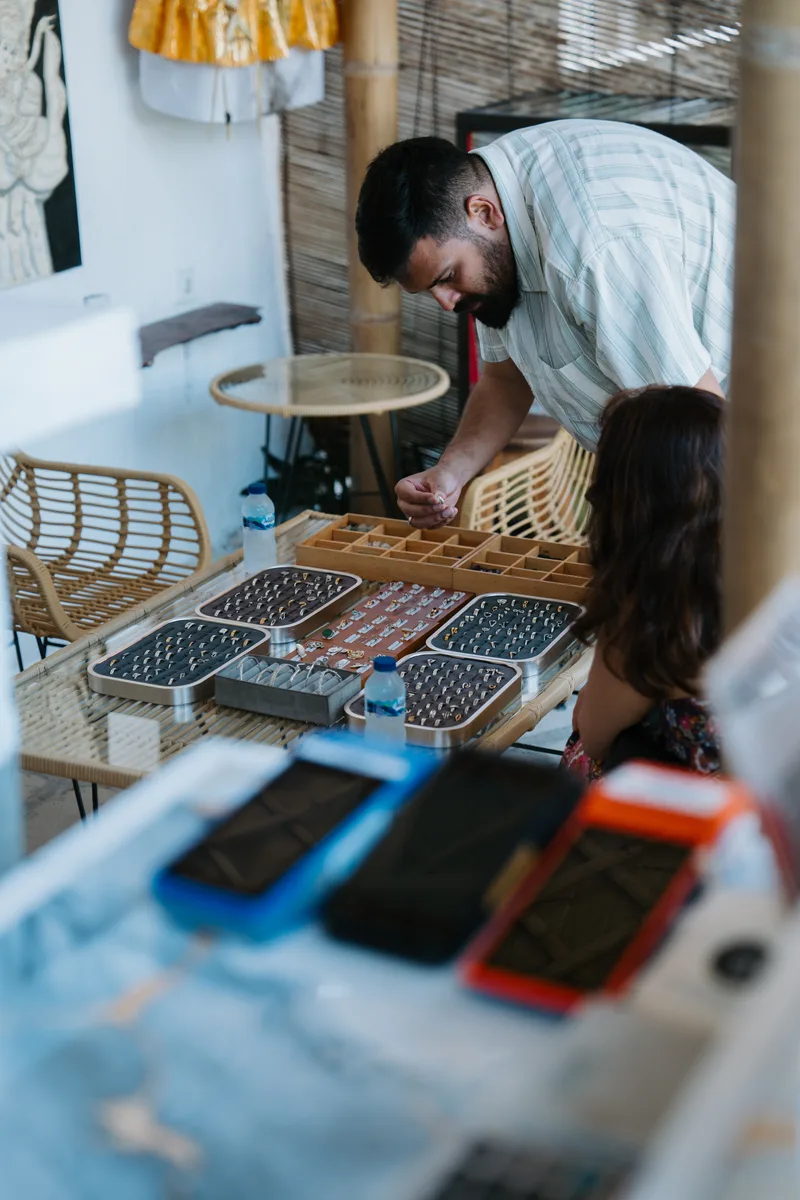 Handmade jewelry and studio scenes from Bali Turtle Jewelry Workshop in Kerobokan, photo 10 of 98