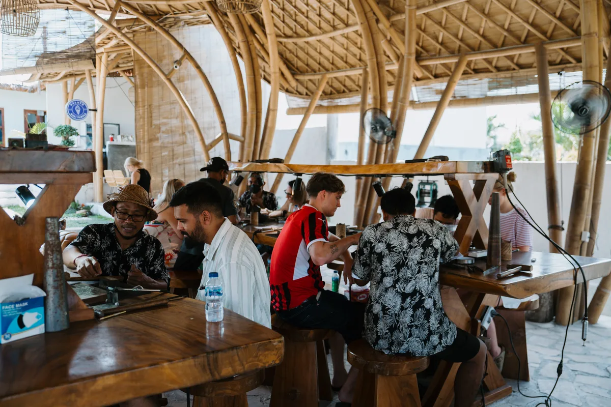 Handmade jewelry and studio scenes from Bali Turtle Jewelry Workshop in Kerobokan, photo 34 of 98