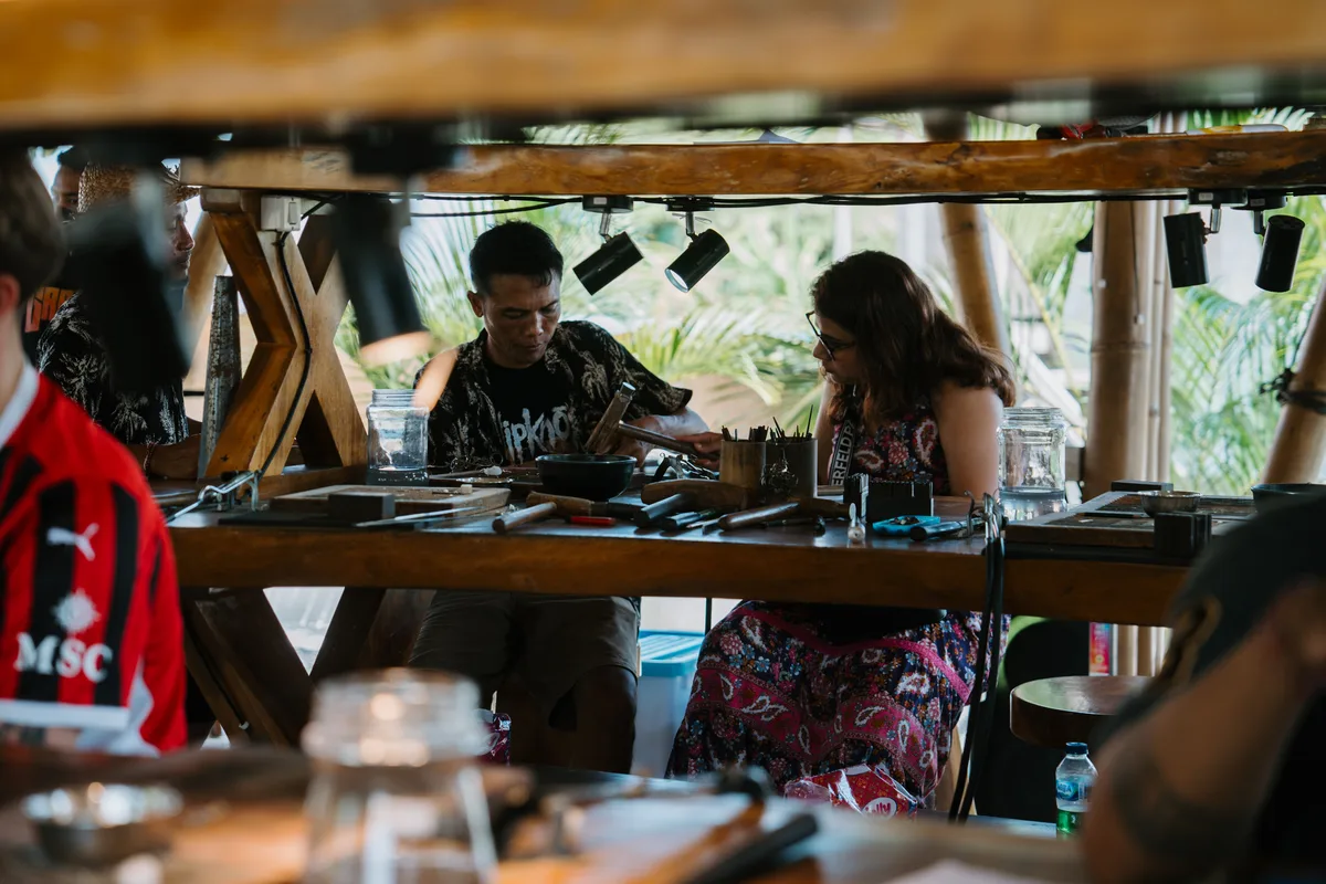 Handmade jewelry and studio scenes from Bali Turtle Jewelry Workshop in Kerobokan, photo 39 of 98