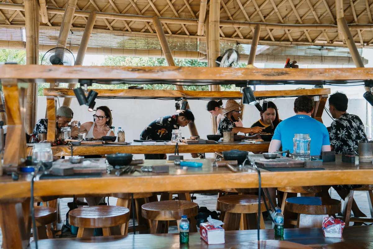 Handmade jewelry and studio scenes from Bali Turtle Jewelry Workshop in Kerobokan, photo 56 of 98
