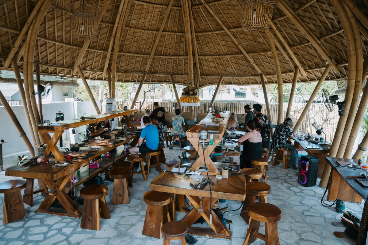 Handmade jewelry and studio scenes from Bali Turtle Jewelry Workshop in Kerobokan, photo 62 of 98