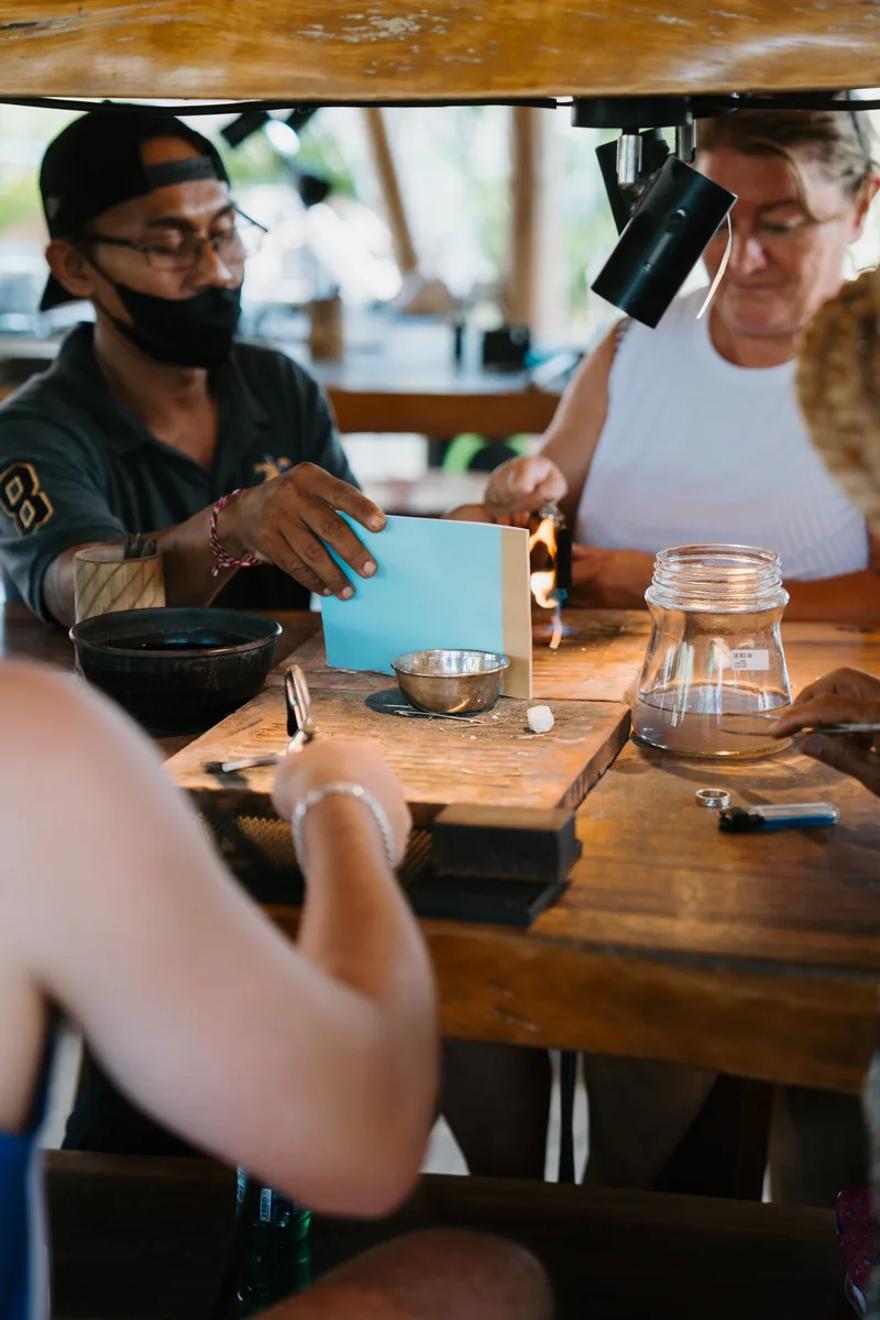 Handmade jewelry and studio scenes from Bali Turtle Jewelry Workshop in Kerobokan, photo 85 of 98