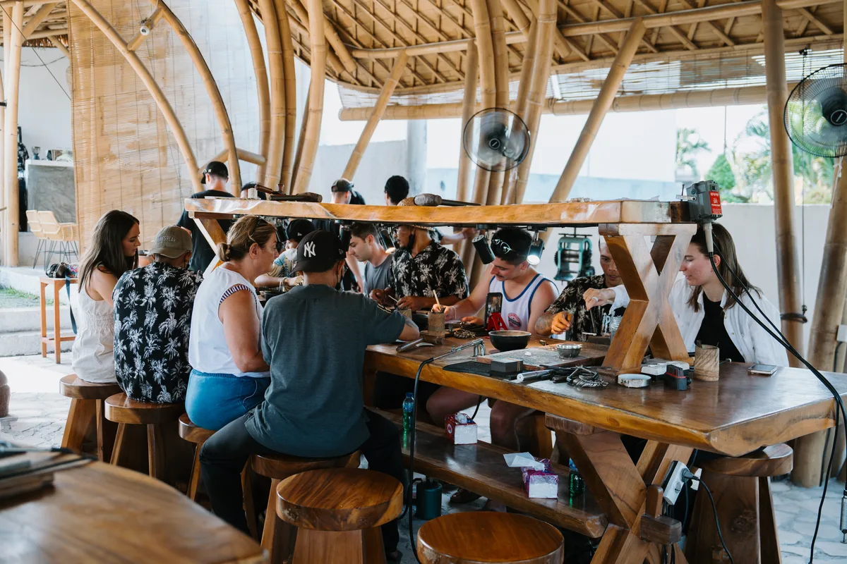 Handmade jewelry and studio scenes from Bali Turtle Jewelry Workshop in Kerobokan, photo 87 of 98