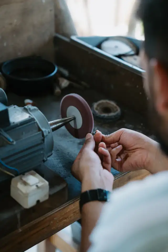 Handmade jewelry and studio scenes from Bali Turtle Jewelry Workshop in Kerobokan, photo 42 of 98